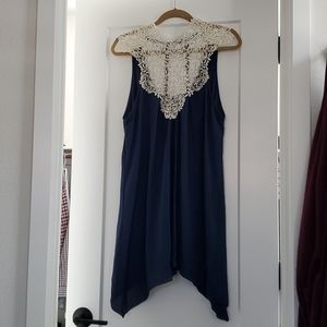 Women's lace collar dress